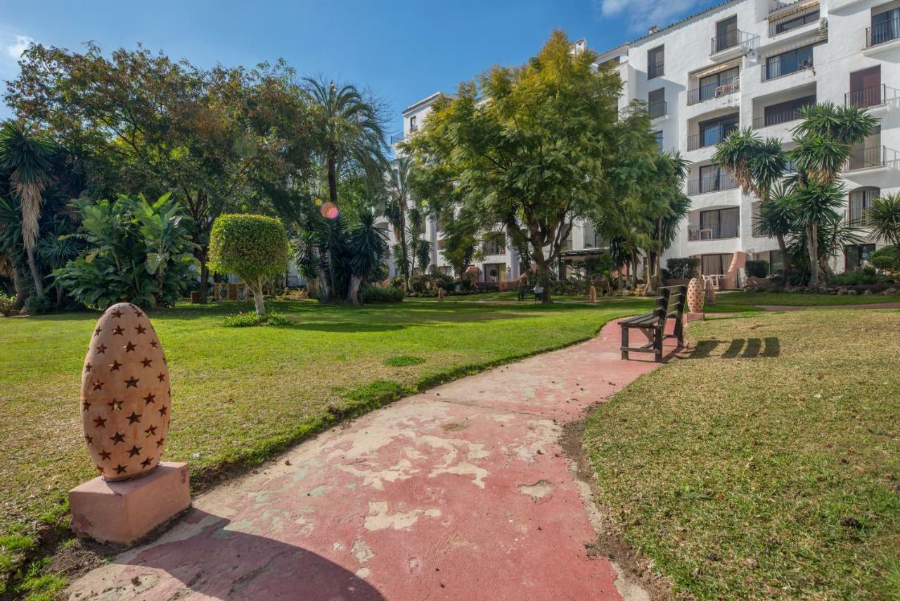 マルベーリャJardines Del Puertoアパートメント エクステリア 写真
